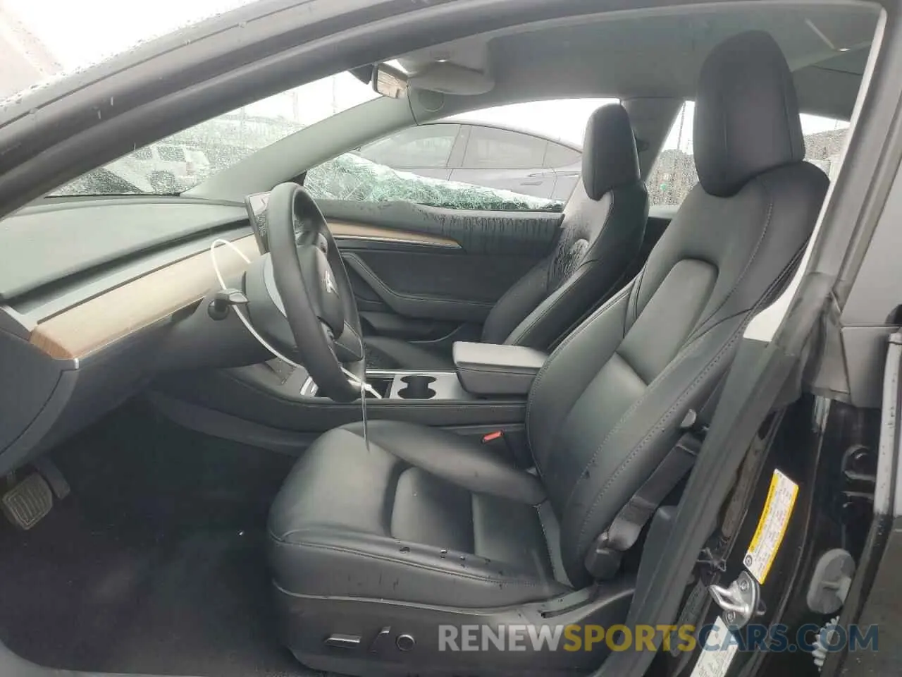 7 Фотография поврежденного автомобиля 5YJ3E1EA1PF677592 TESLA MODEL 3 2023