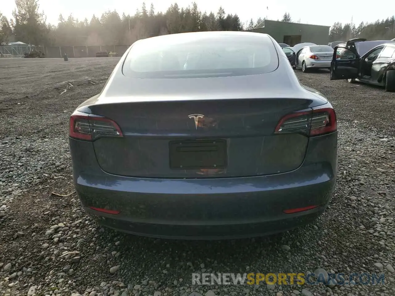 6 Фотография поврежденного автомобиля 5YJ3E1EA1PF679696 TESLA MODEL 3 2023