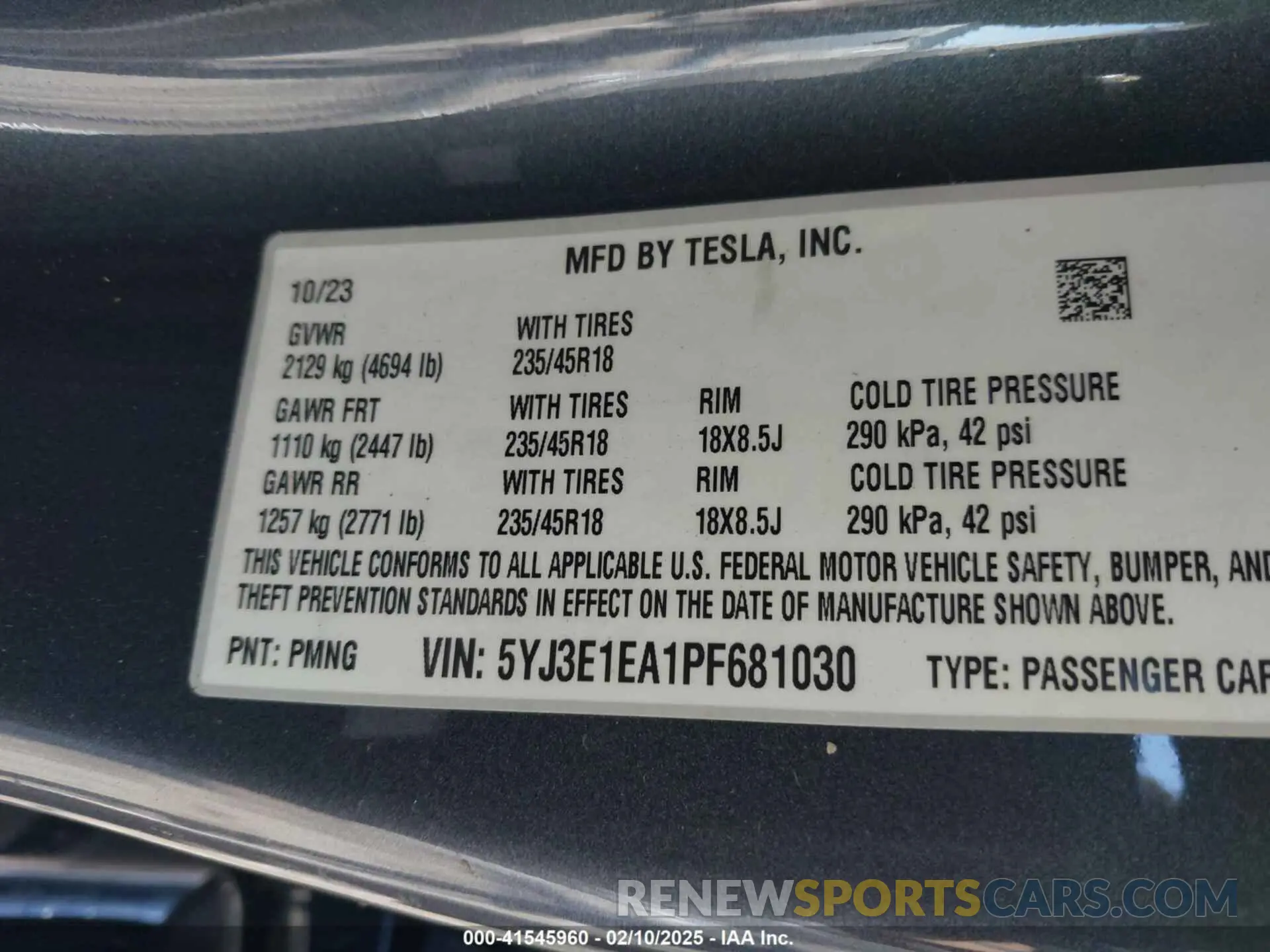 9 Photograph of a damaged car 5YJ3E1EA1PF681030 TESLA MODEL 3 2023