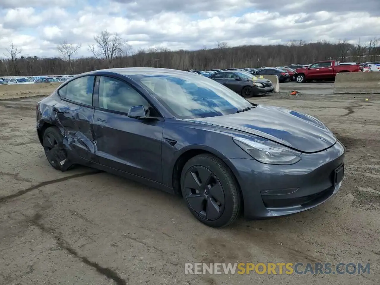 4 Photograph of a damaged car 5YJ3E1EA1PF681447 TESLA MODEL 3 2023
