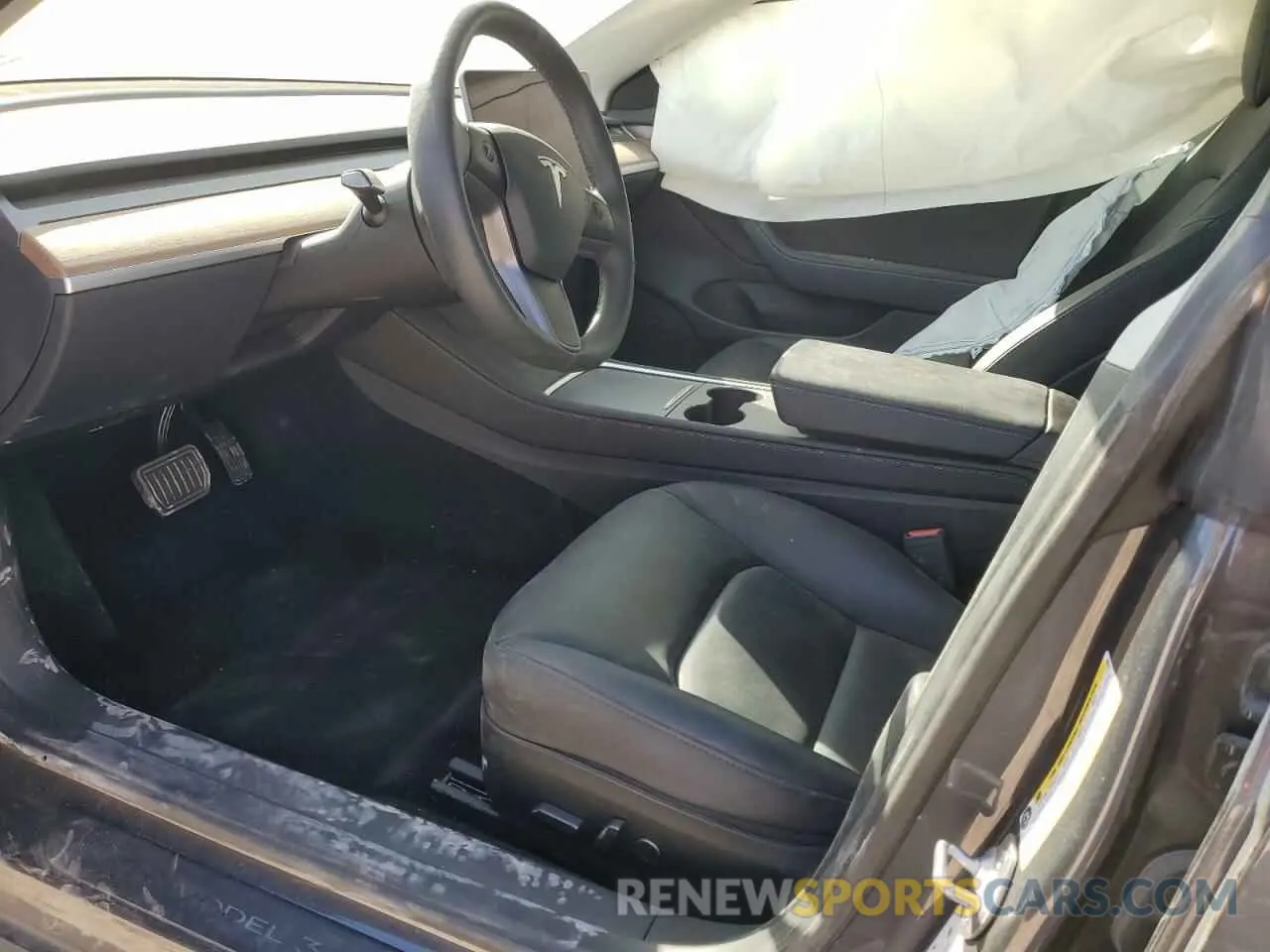 7 Photograph of a damaged car 5YJ3E1EA1PF695123 TESLA MODEL 3 2023