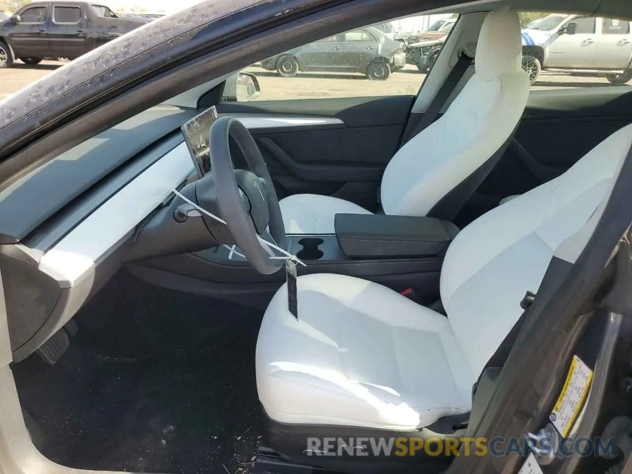 7 Photograph of a damaged car 5YJ3E1EA1PF709568 TESLA MODEL 3 2023