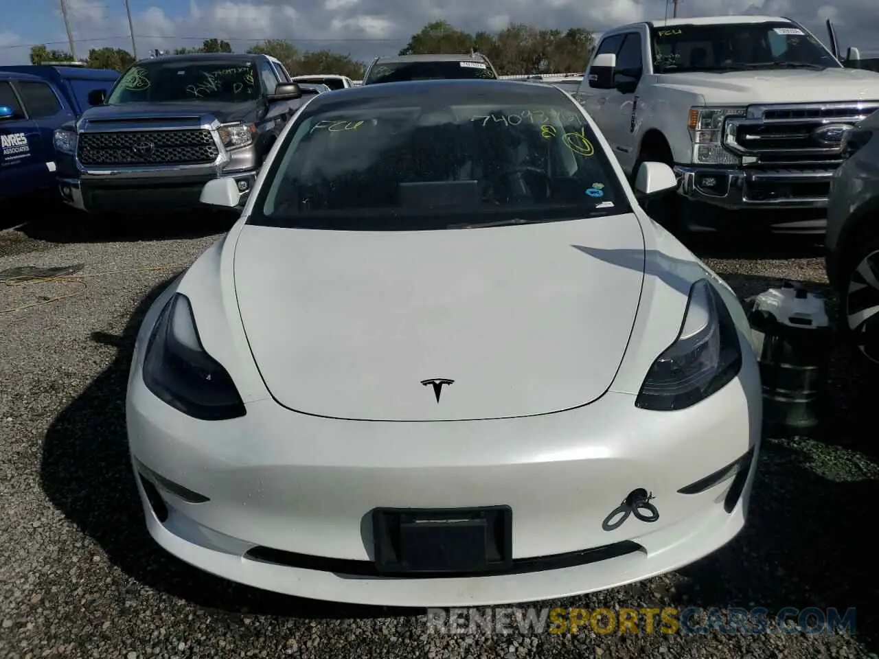 5 Photograph of a damaged car 5YJ3E1EA2PF401213 TESLA MODEL 3 2023