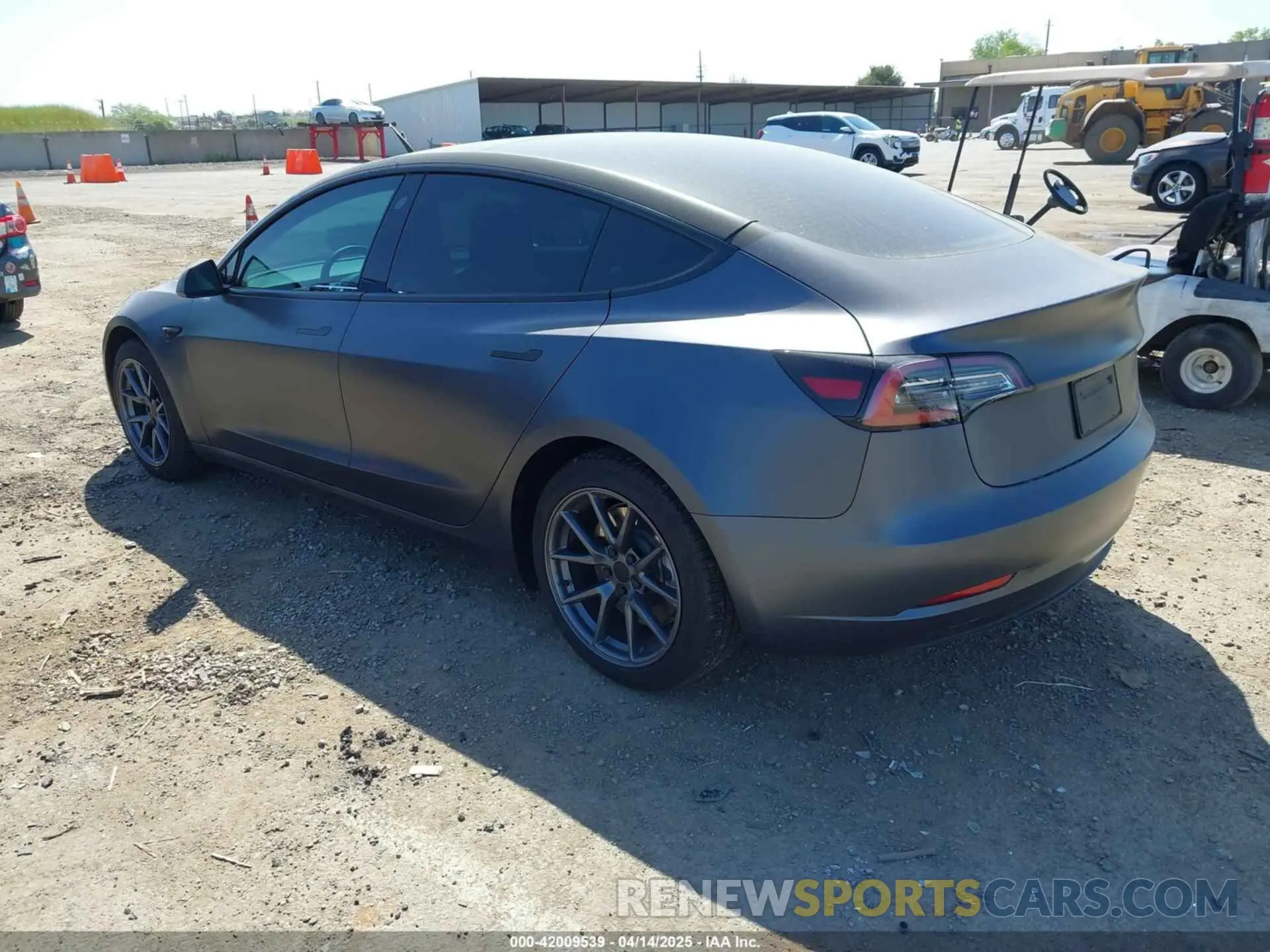3 Photograph of a damaged car 5YJ3E1EA2PF404614 TESLA MODEL 3 2023