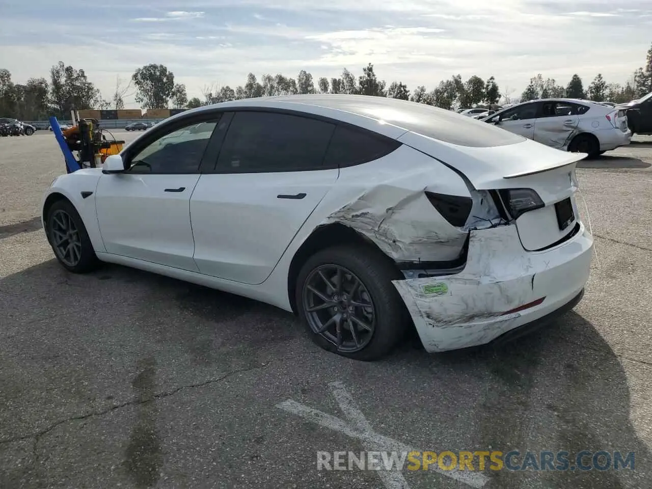 2 Photograph of a damaged car 5YJ3E1EA2PF429917 TESLA MODEL 3 2023