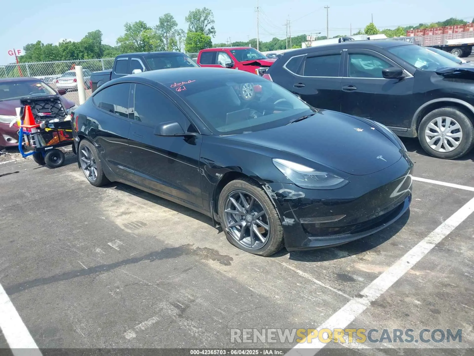 1 Photograph of a damaged car 5YJ3E1EA2PF437581 TESLA MODEL 3 2023