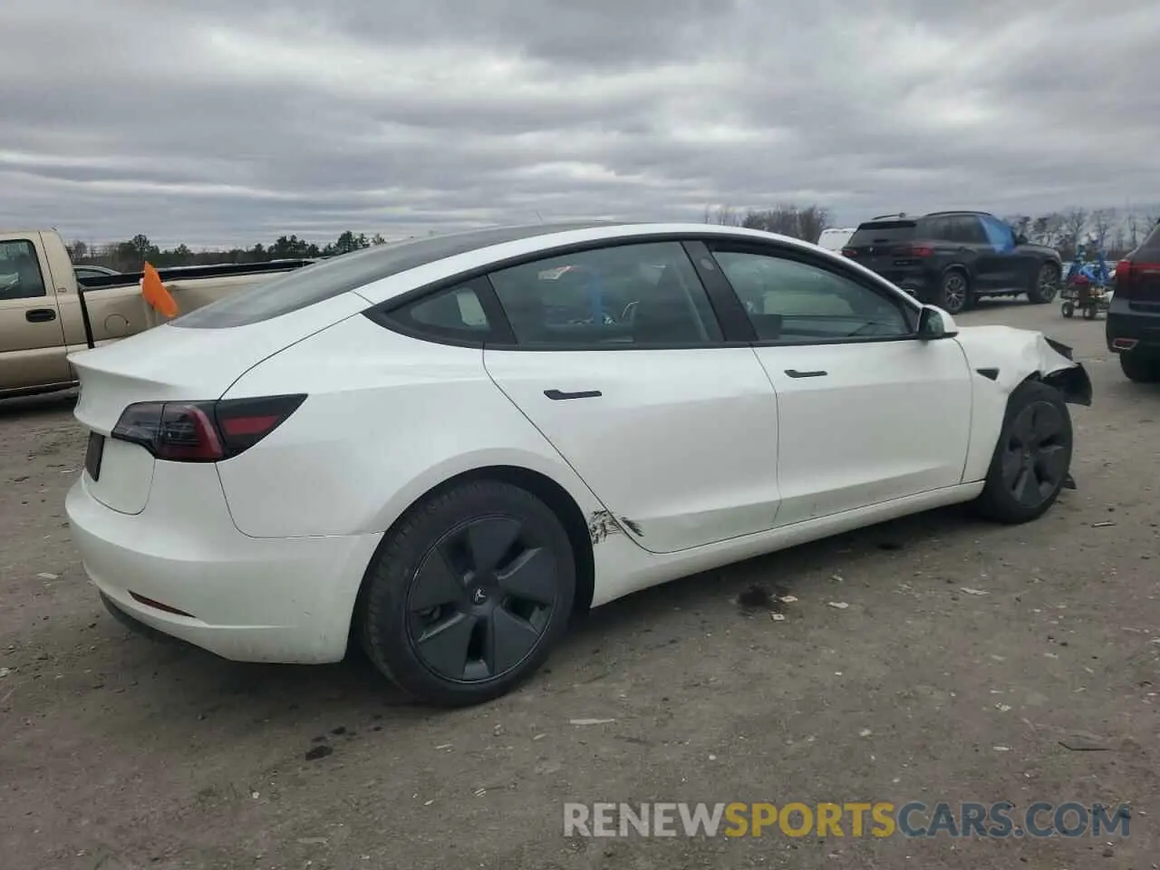 3 Photograph of a damaged car 5YJ3E1EA2PF467938 TESLA MODEL 3 2023