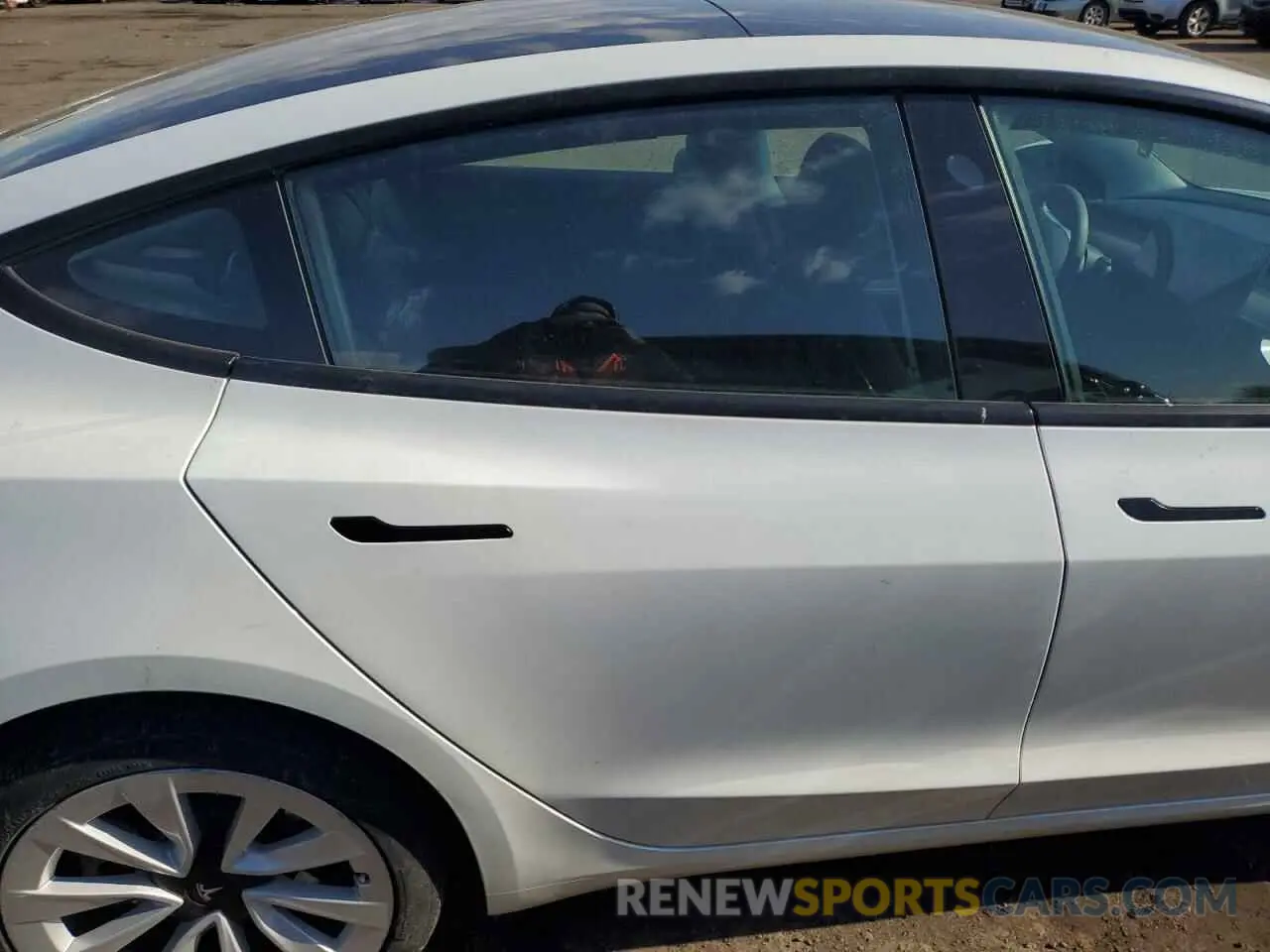 10 Фотография поврежденного автомобиля 5YJ3E1EA2PF468460 TESLA MODEL 3 2023