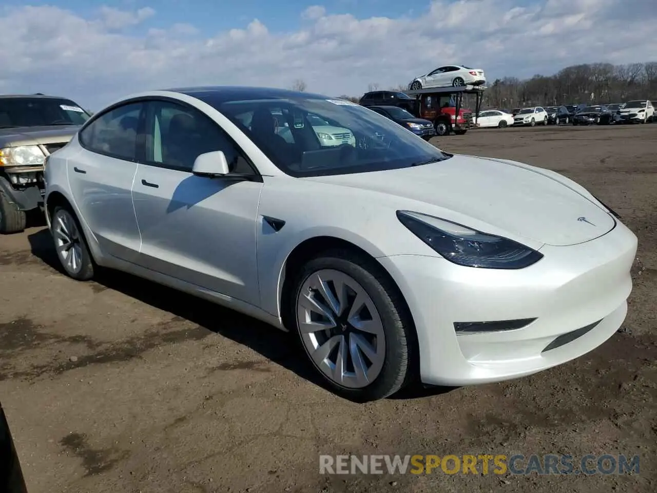 4 Фотография поврежденного автомобиля 5YJ3E1EA2PF468460 TESLA MODEL 3 2023