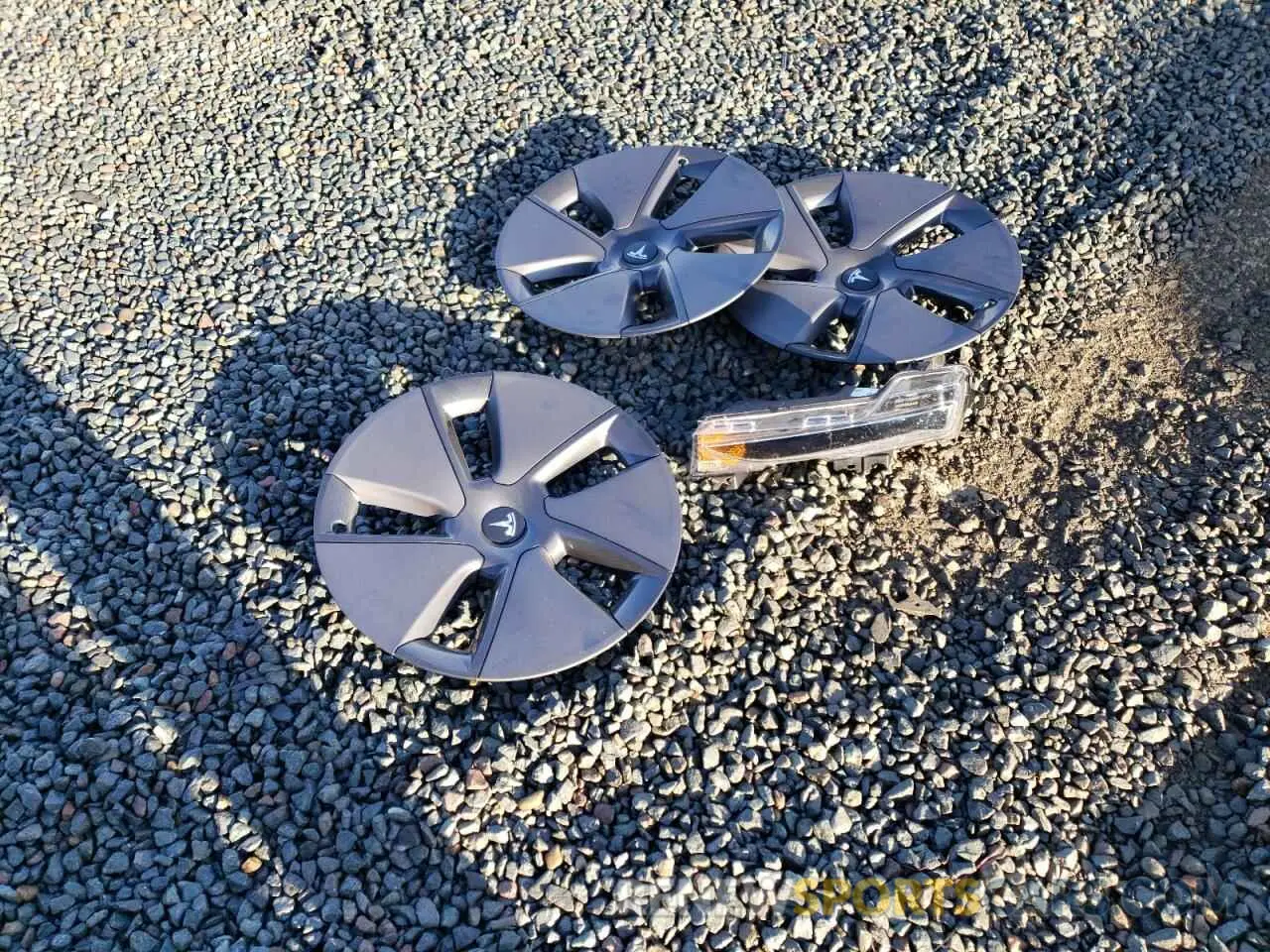 12 Фотография поврежденного автомобиля 5YJ3E1EA2PF474100 TESLA MODEL 3 2023