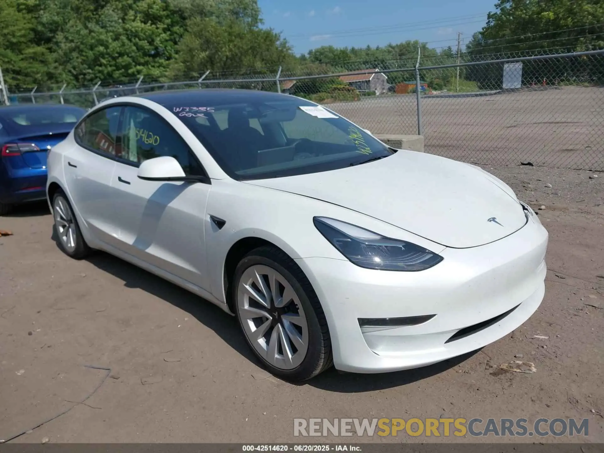 1 Фотография поврежденного автомобиля 5YJ3E1EA2PF484335 TESLA MODEL 3 2023