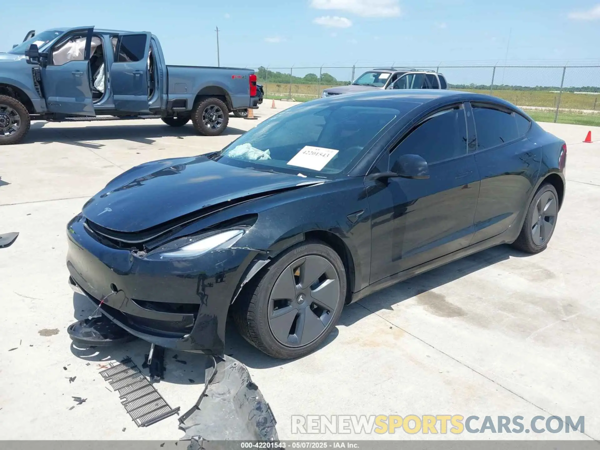 2 Фотография поврежденного автомобиля 5YJ3E1EA2PF501375 TESLA MODEL 3 2023