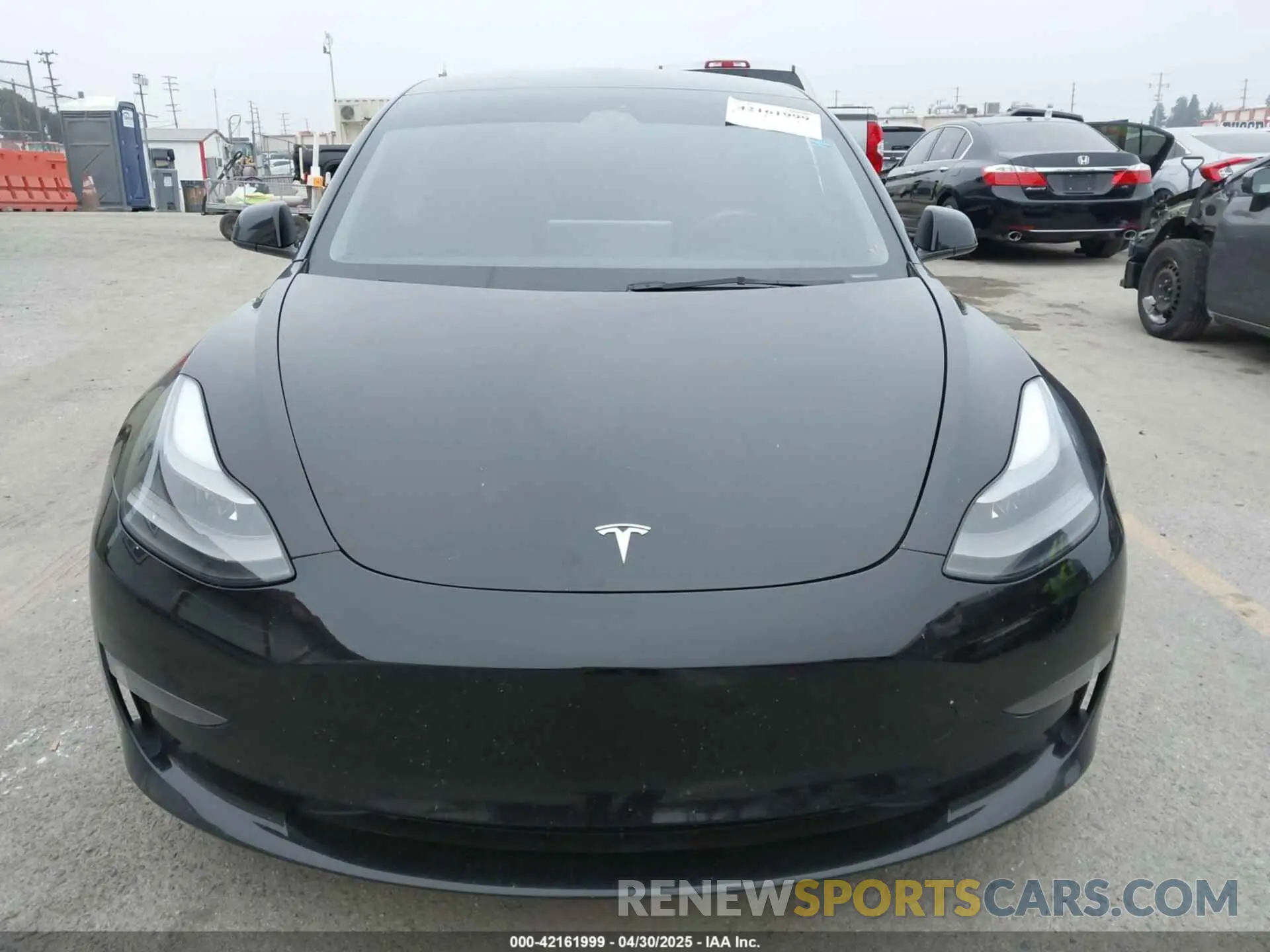 12 Фотография поврежденного автомобиля 5YJ3E1EA2PF502302 TESLA MODEL 3 2023