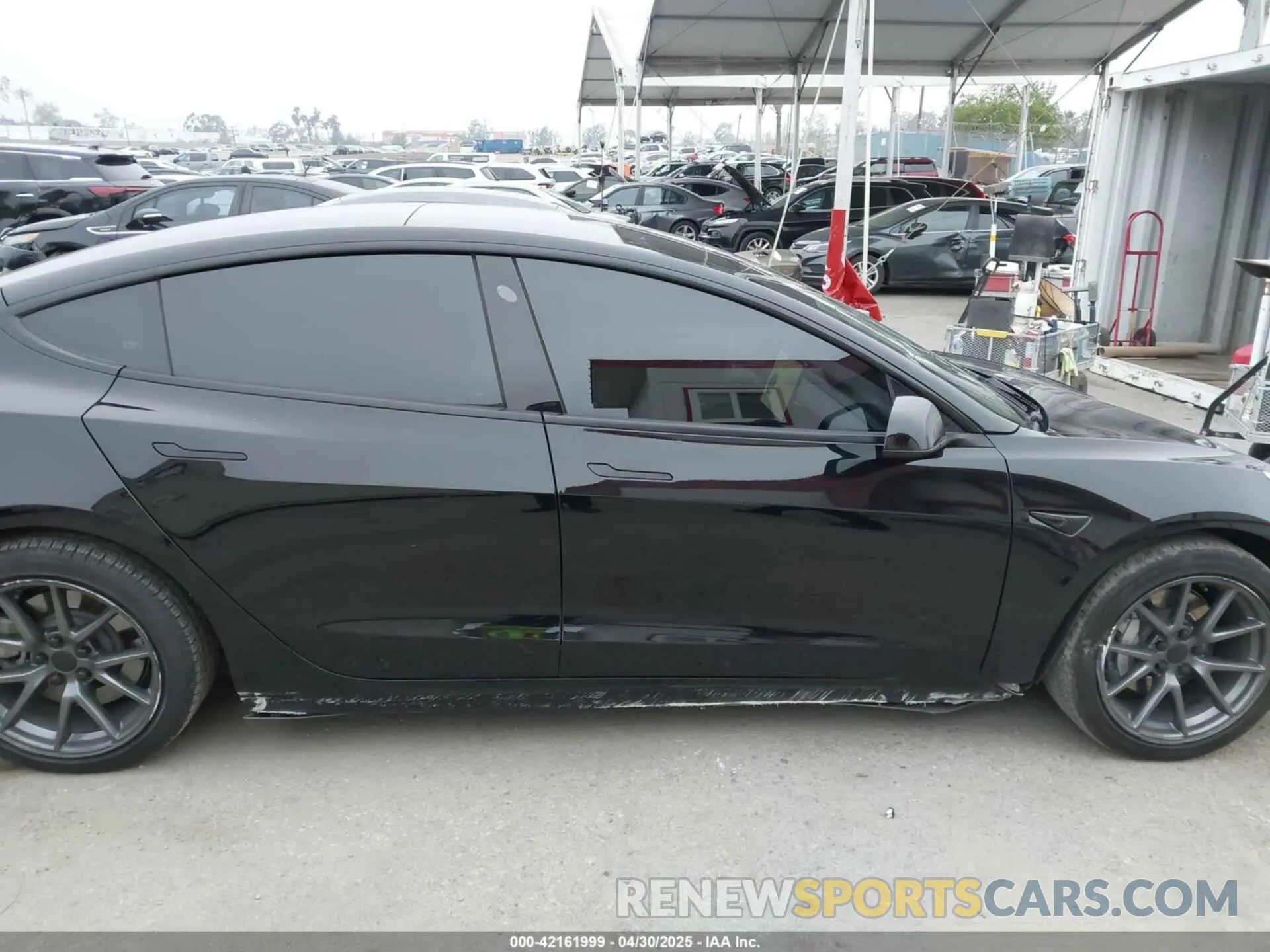 13 Фотография поврежденного автомобиля 5YJ3E1EA2PF502302 TESLA MODEL 3 2023