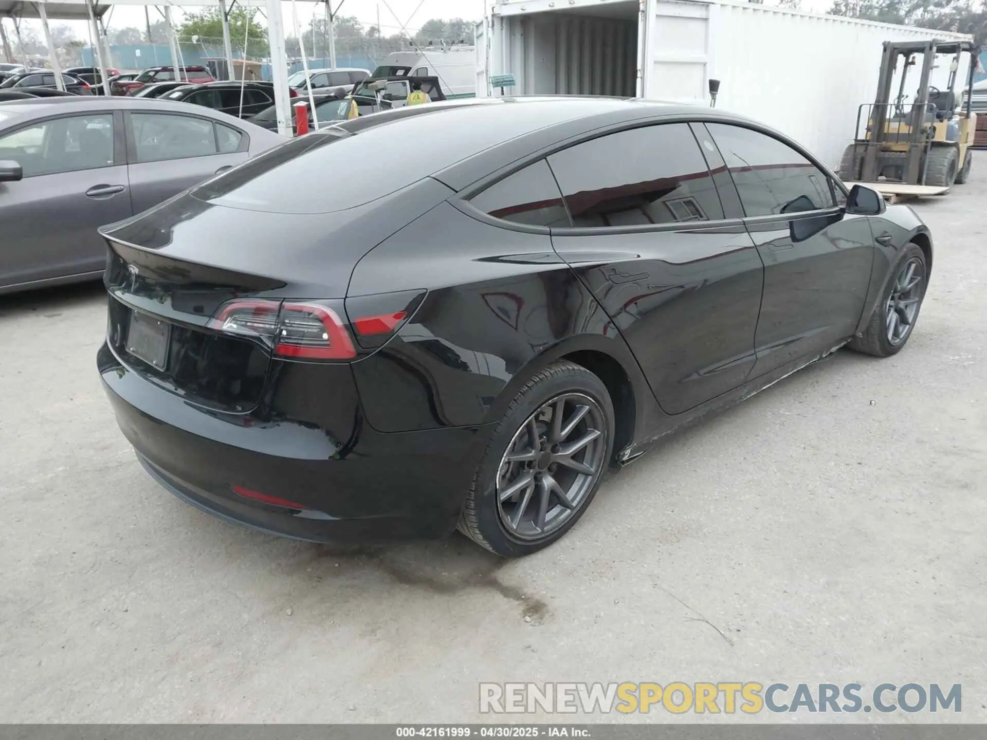 4 Фотография поврежденного автомобиля 5YJ3E1EA2PF502302 TESLA MODEL 3 2023
