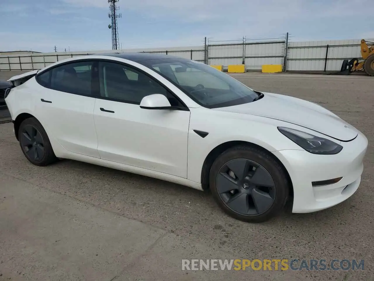 4 Фотография поврежденного автомобиля 5YJ3E1EA2PF514806 TESLA MODEL 3 2023