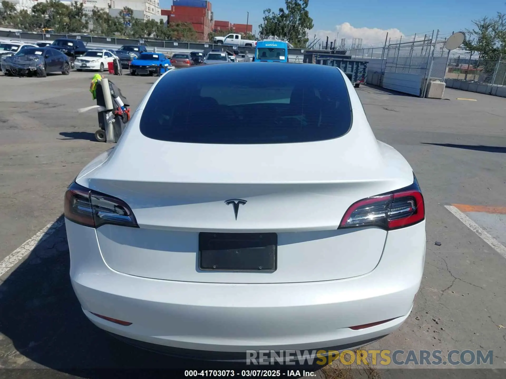 16 Фотография поврежденного автомобиля 5YJ3E1EA2PF514871 TESLA MODEL 3 2023