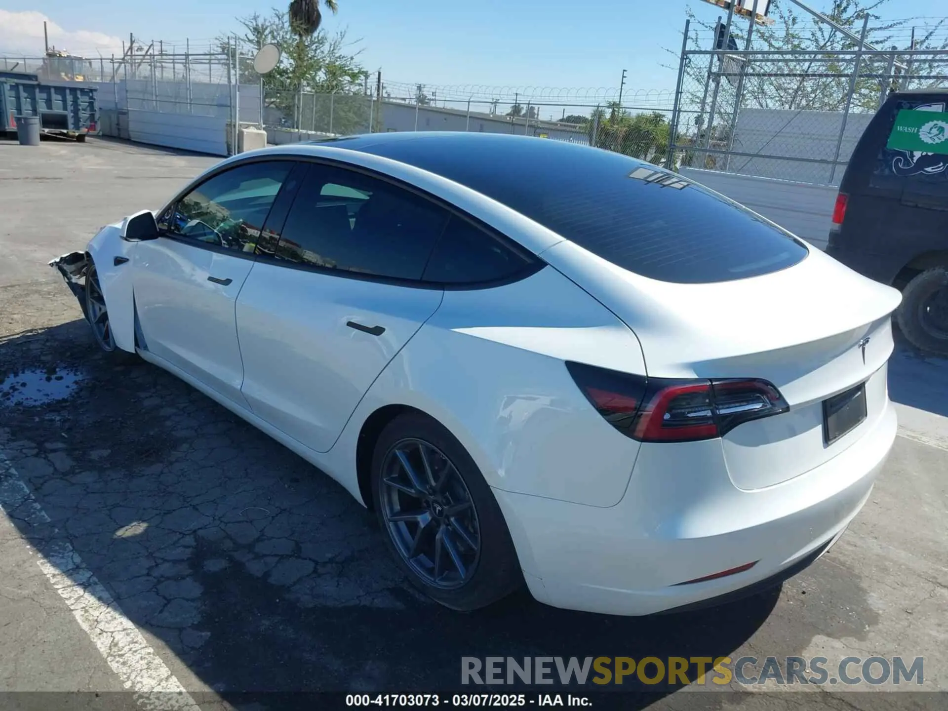 3 Фотография поврежденного автомобиля 5YJ3E1EA2PF514871 TESLA MODEL 3 2023