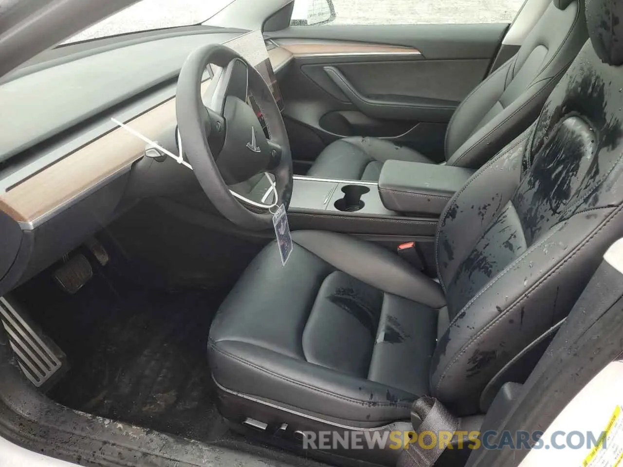 7 Photograph of a damaged car 5YJ3E1EA2PF515826 TESLA MODEL 3 2023