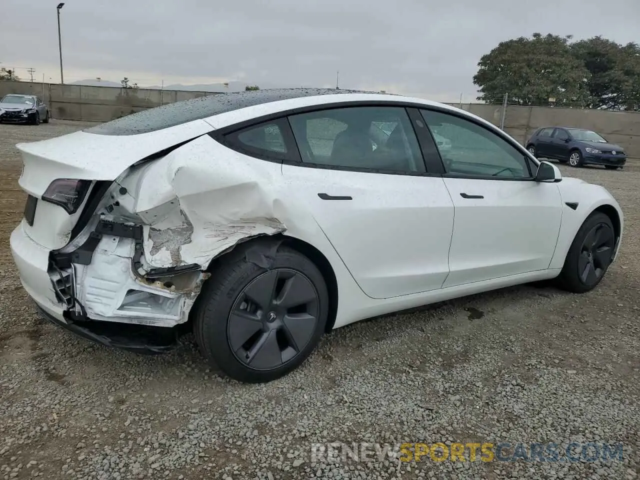 3 Фотография поврежденного автомобиля 5YJ3E1EA2PF555968 TESLA MODEL 3 2023