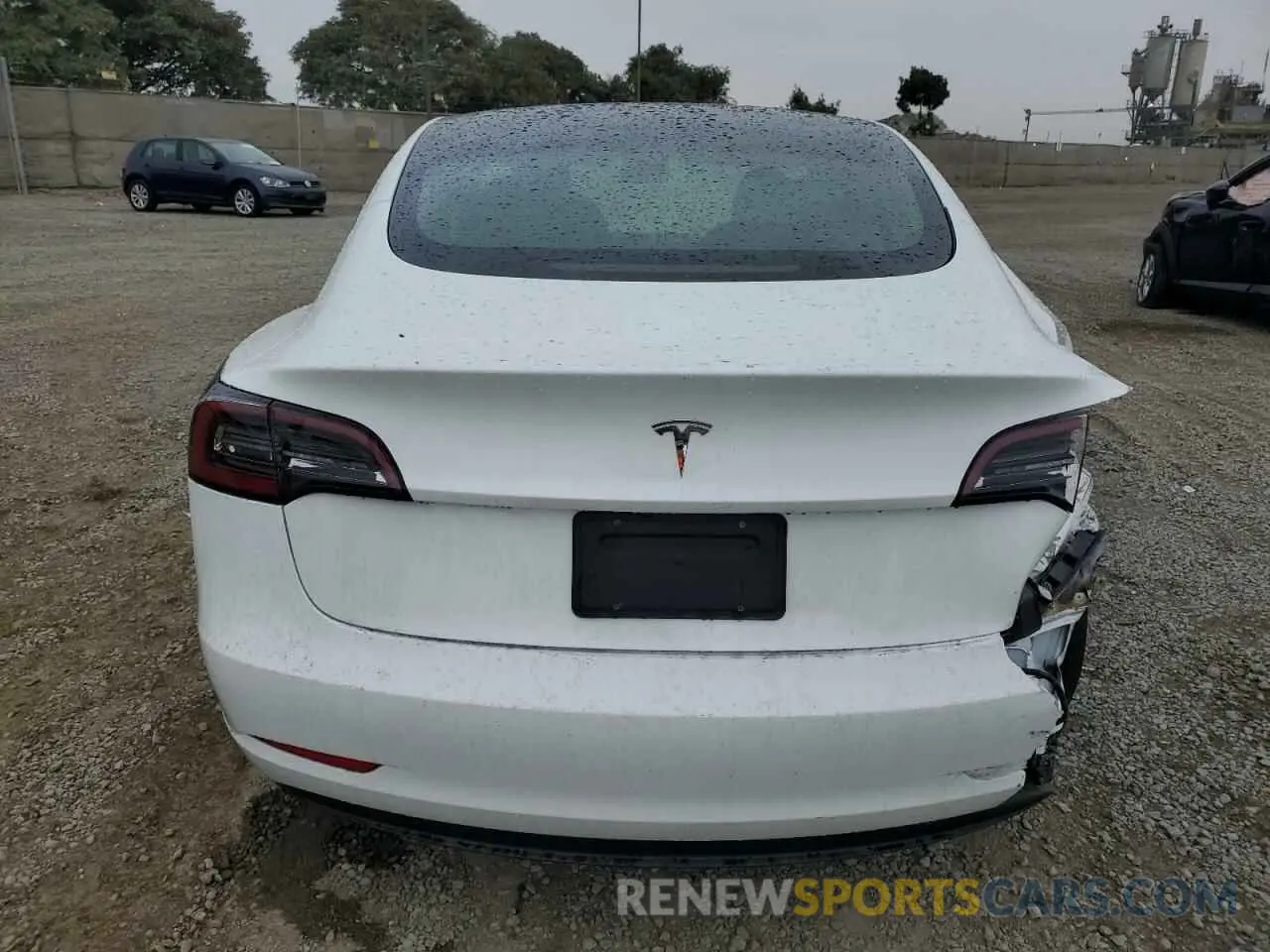 6 Фотография поврежденного автомобиля 5YJ3E1EA2PF555968 TESLA MODEL 3 2023