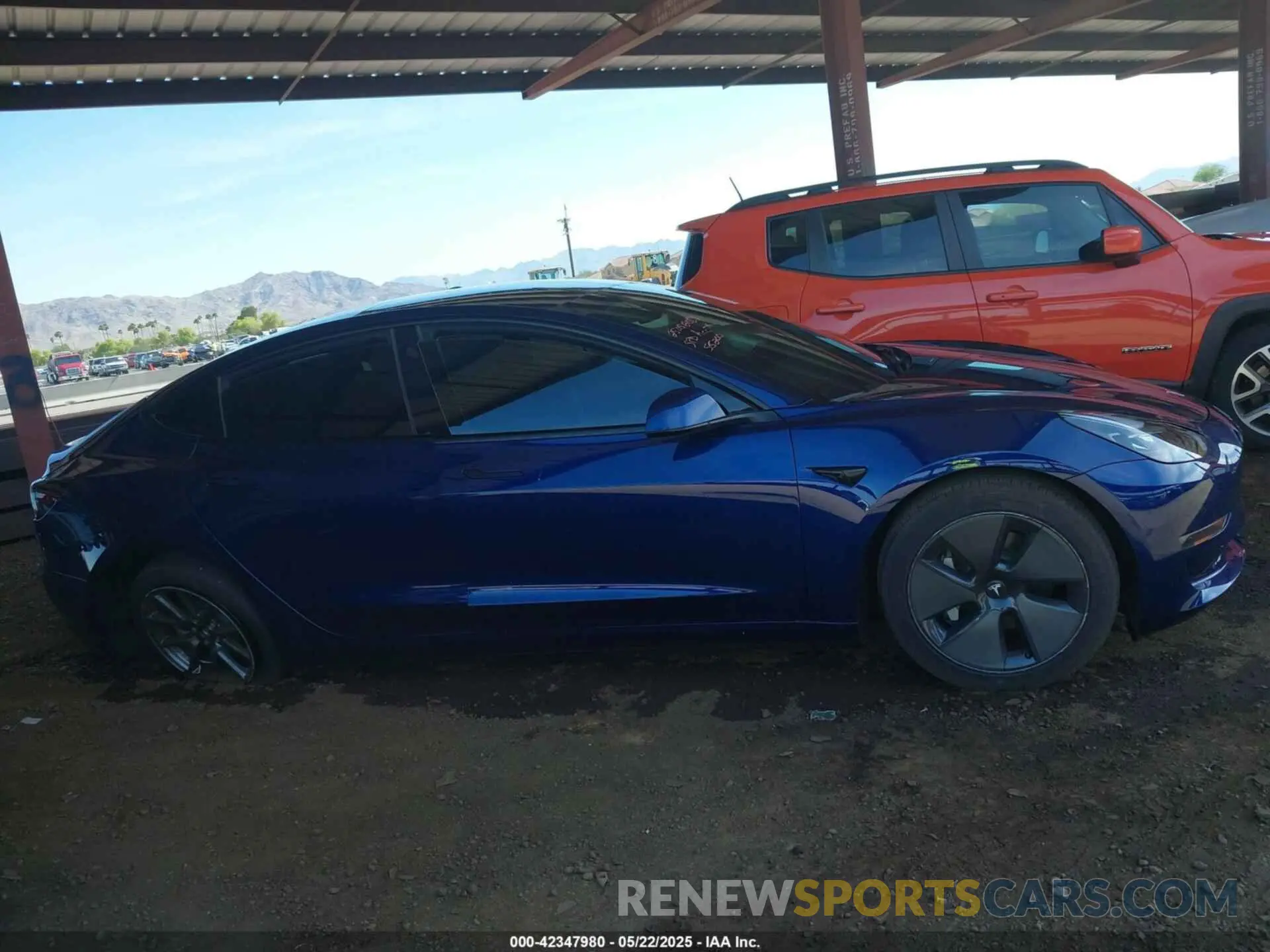 12 Фотография поврежденного автомобиля 5YJ3E1EA2PF557011 TESLA MODEL 3 2023