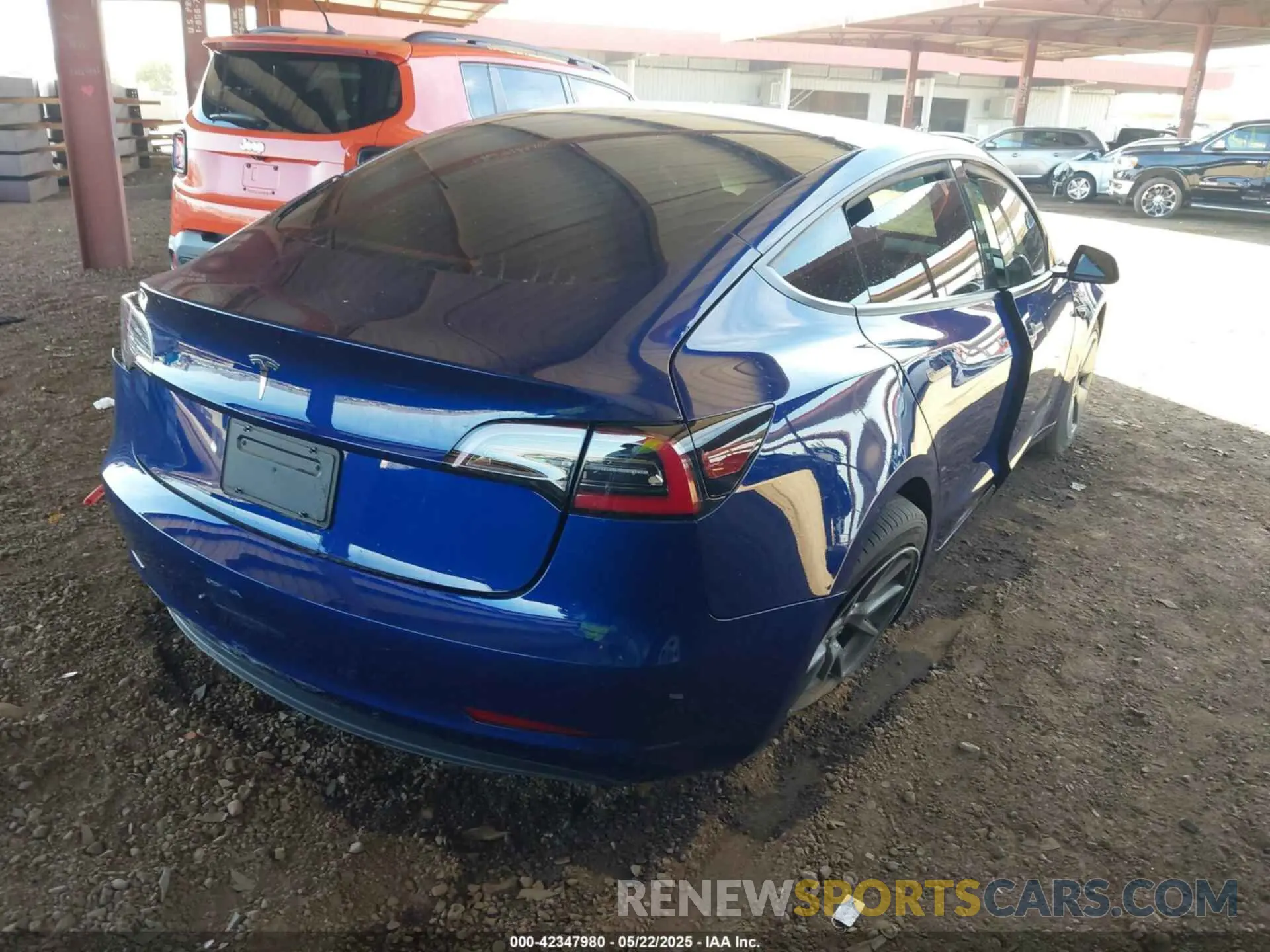 4 Фотография поврежденного автомобиля 5YJ3E1EA2PF557011 TESLA MODEL 3 2023
