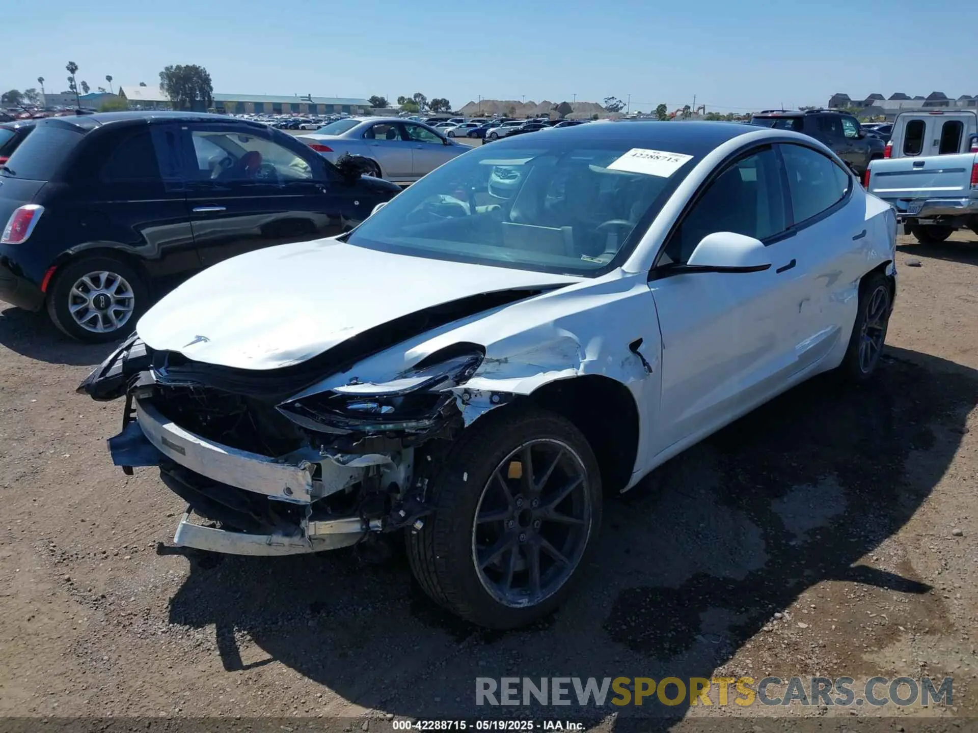 6 Фотография поврежденного автомобиля 5YJ3E1EA2PF571569 TESLA MODEL 3 2023