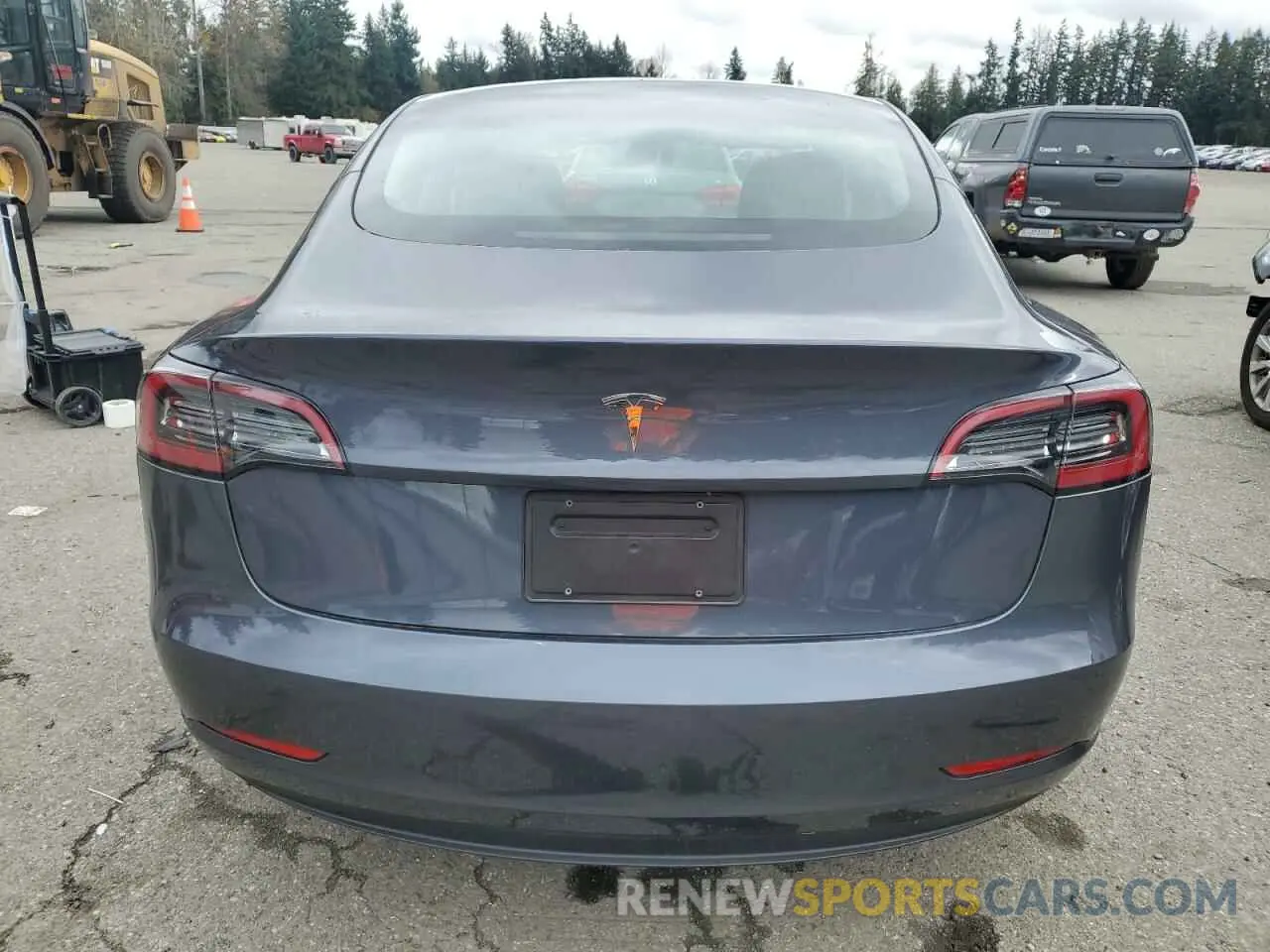 6 Photograph of a damaged car 5YJ3E1EA2PF583219 TESLA MODEL 3 2023