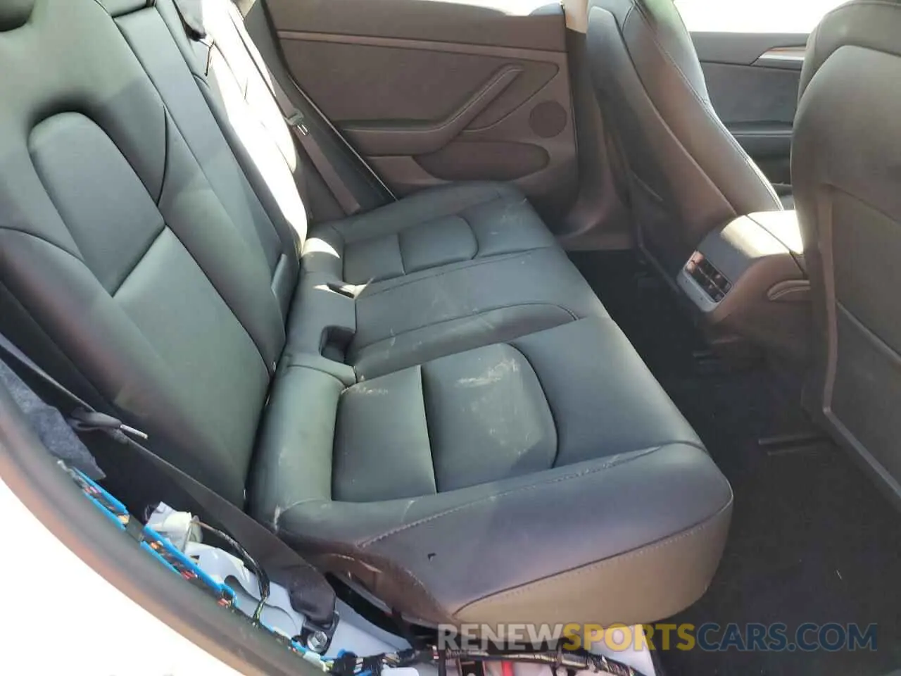 10 Photograph of a damaged car 5YJ3E1EA2PF619166 TESLA MODEL 3 2023
