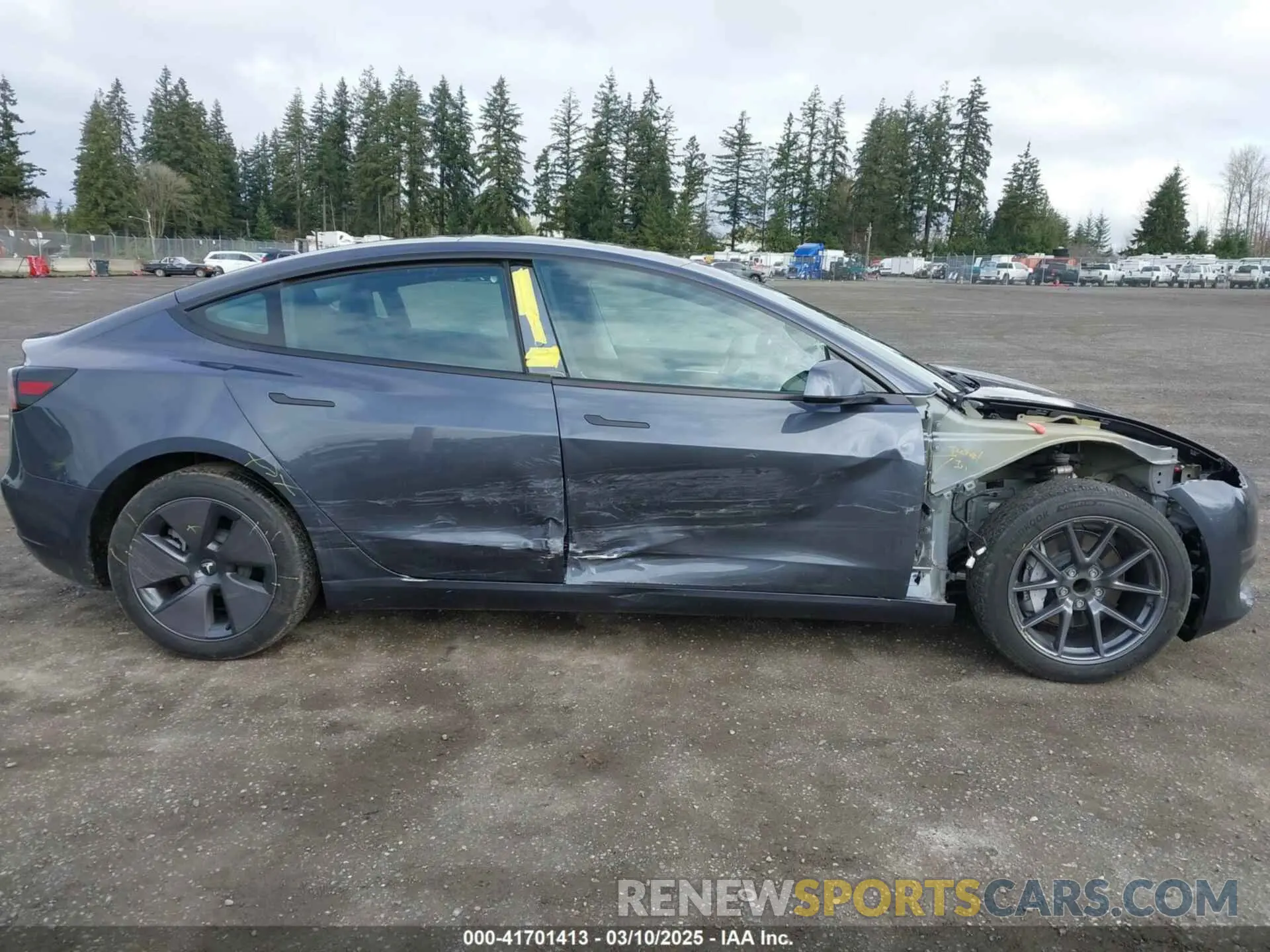 14 Фотография поврежденного автомобиля 5YJ3E1EA2PF623217 TESLA MODEL 3 2023