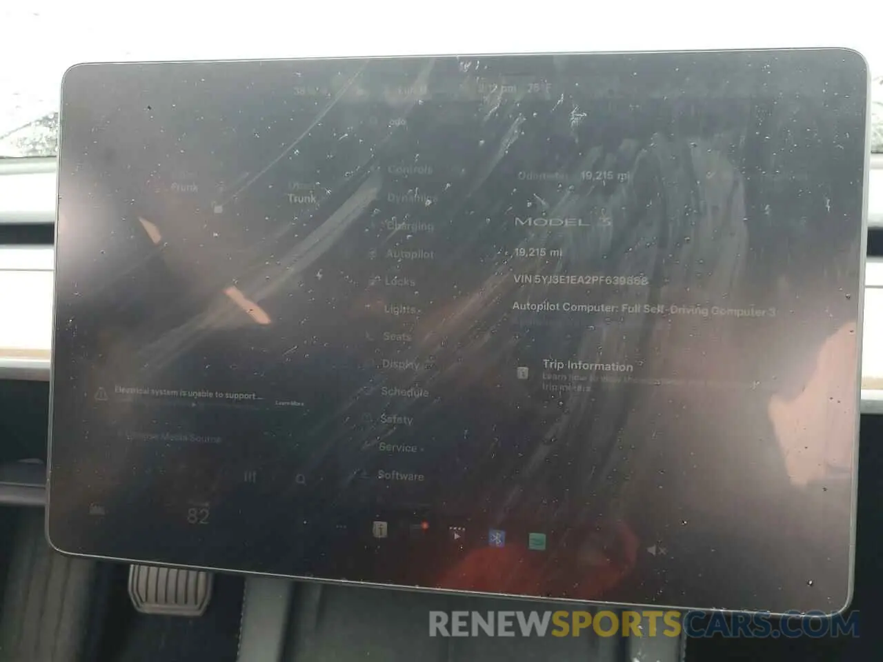9 Фотография поврежденного автомобиля 5YJ3E1EA2PF639868 TESLA MODEL 3 2023