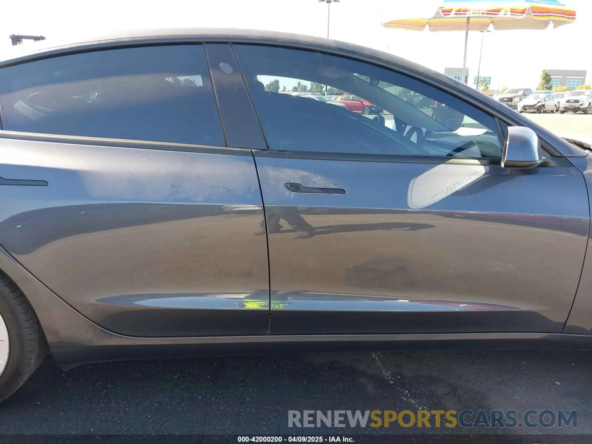 14 Photograph of a damaged car 5YJ3E1EA2PF640289 TESLA MODEL 3 2023