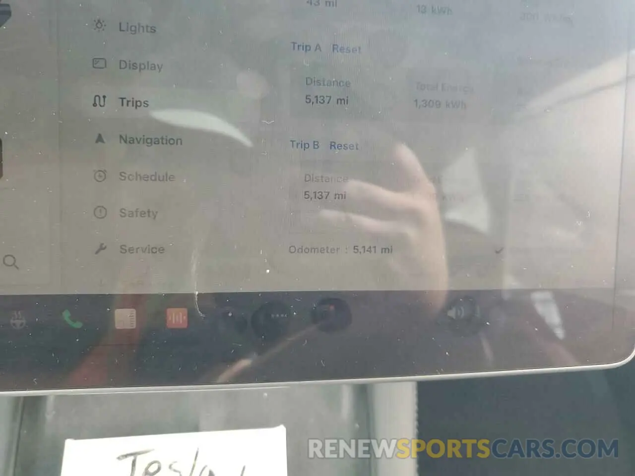 9 Фотография поврежденного автомобиля 5YJ3E1EA2PF644584 TESLA MODEL 3 2023