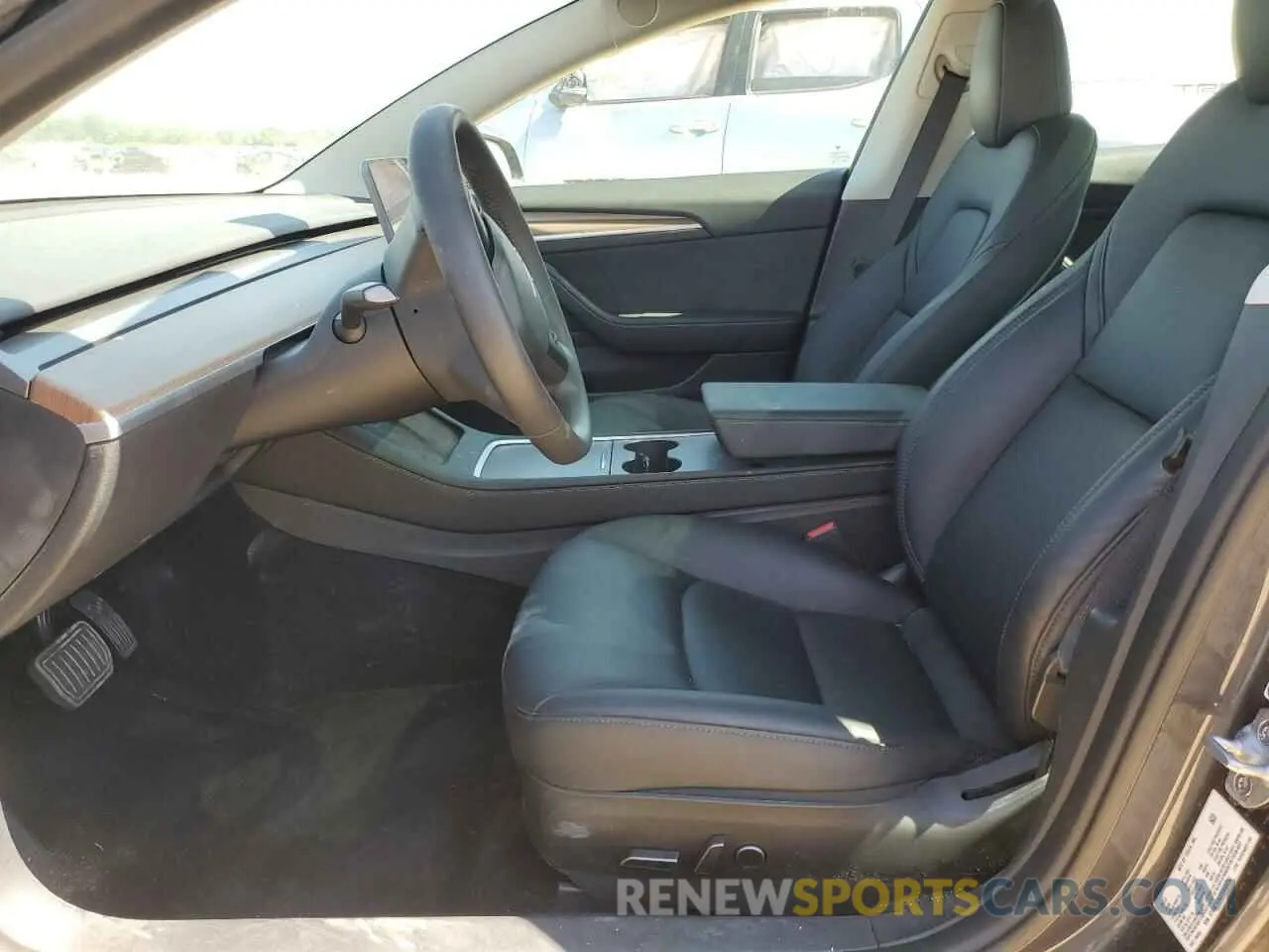 7 Photograph of a damaged car 5YJ3E1EA2PF648098 TESLA MODEL 3 2023