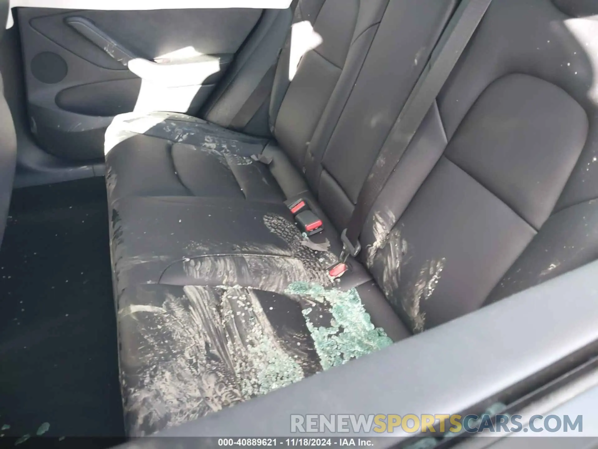 8 Photograph of a damaged car 5YJ3E1EA2PF648957 TESLA MODEL 3 2023