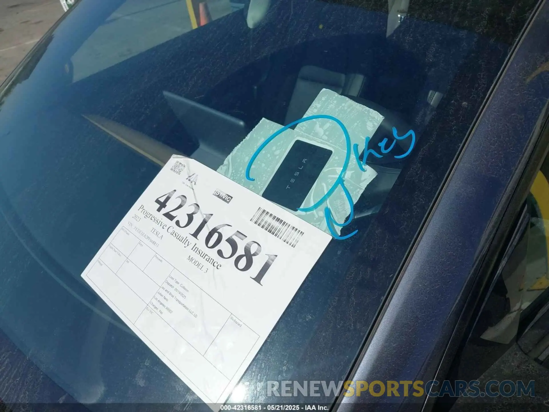 11 Фотография поврежденного автомобиля 5YJ3E1EA2PF668853 TESLA MODEL 3 2023