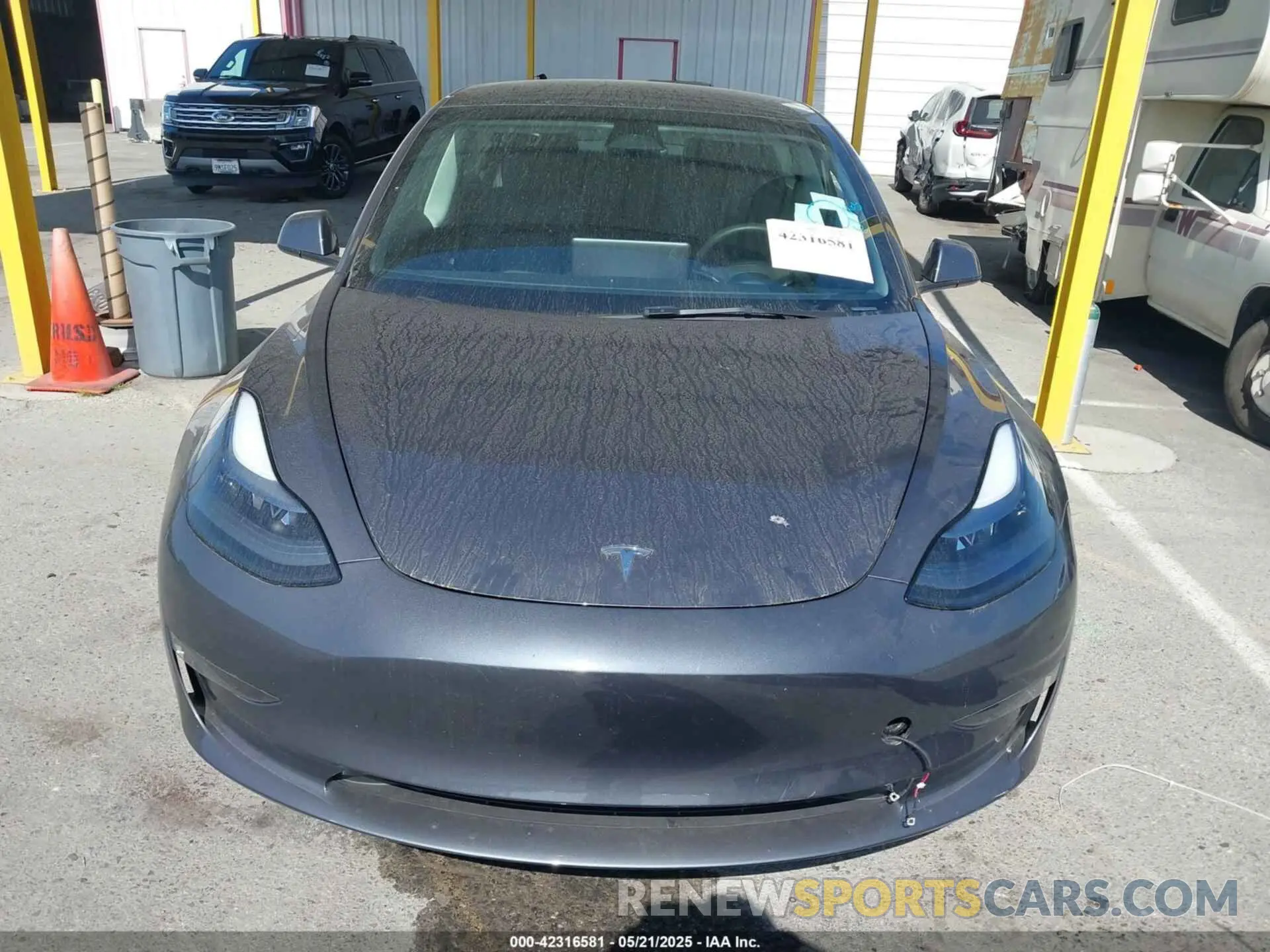 13 Фотография поврежденного автомобиля 5YJ3E1EA2PF668853 TESLA MODEL 3 2023