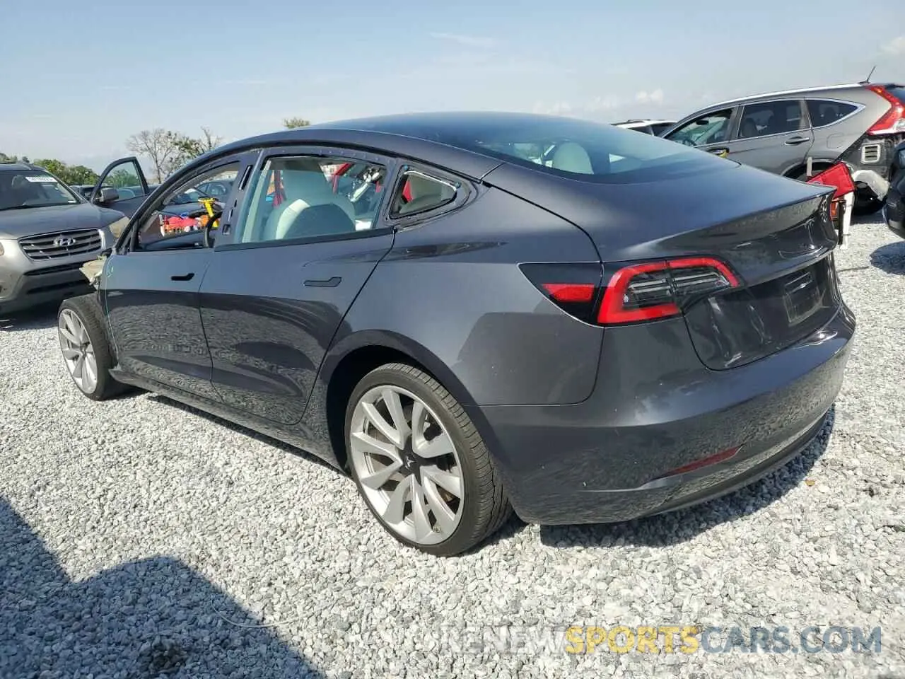 2 Фотография поврежденного автомобиля 5YJ3E1EA2PF671364 TESLA MODEL 3 2023