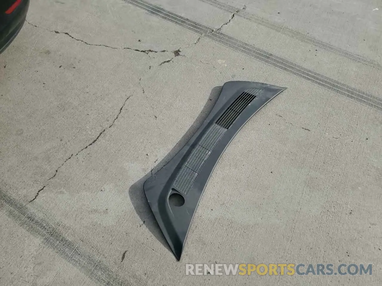 15 Photograph of a damaged car 5YJ3E1EA2PF677195 TESLA MODEL 3 2023