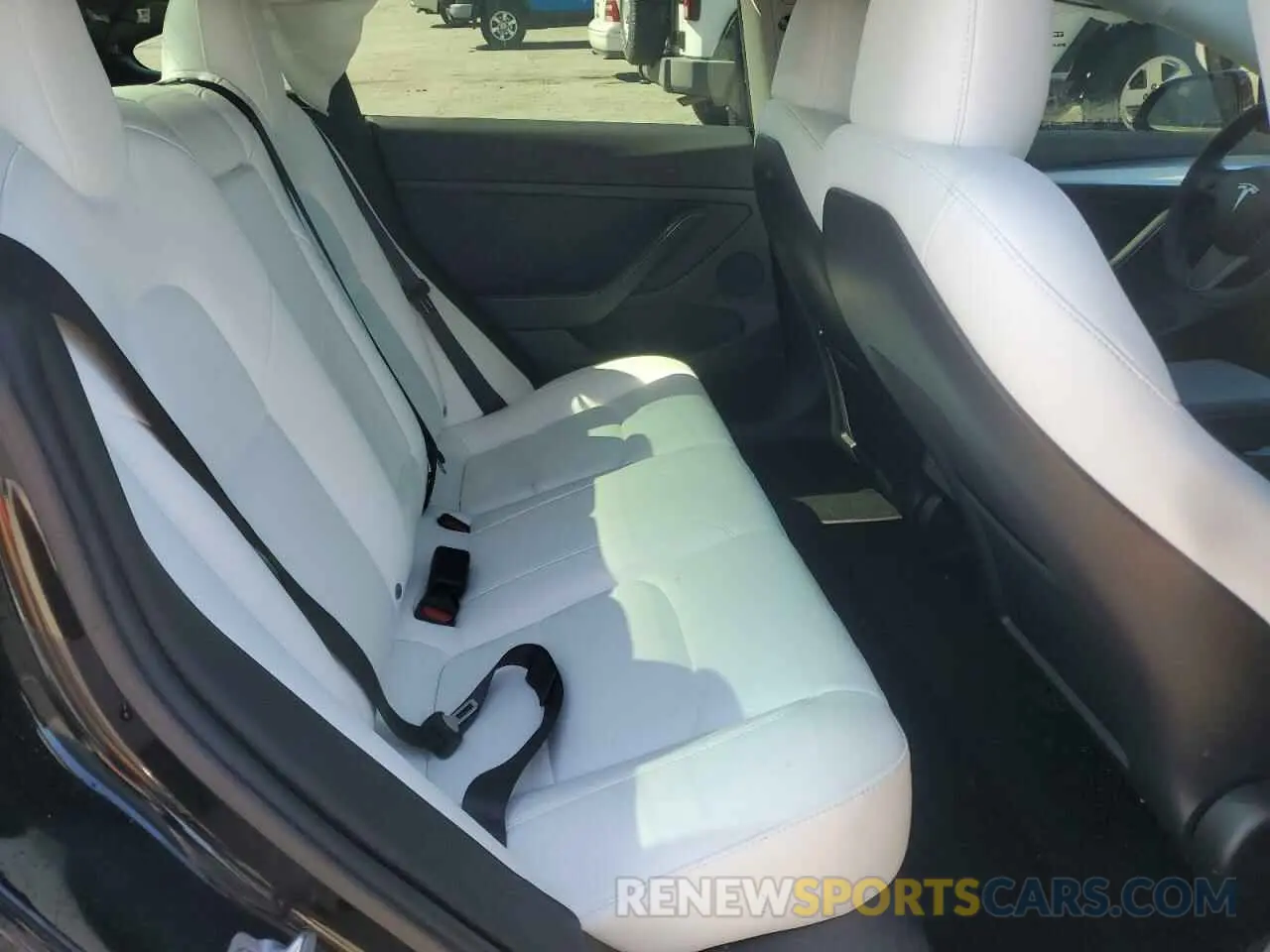 11 Фотография поврежденного автомобиля 5YJ3E1EA2PF680484 TESLA MODEL 3 2023