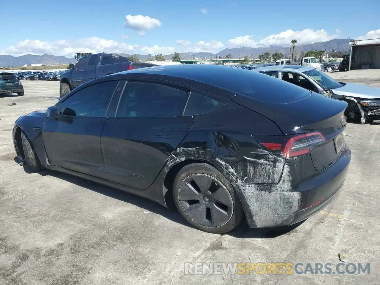 2 Фотография поврежденного автомобиля 5YJ3E1EA2PF680484 TESLA MODEL 3 2023