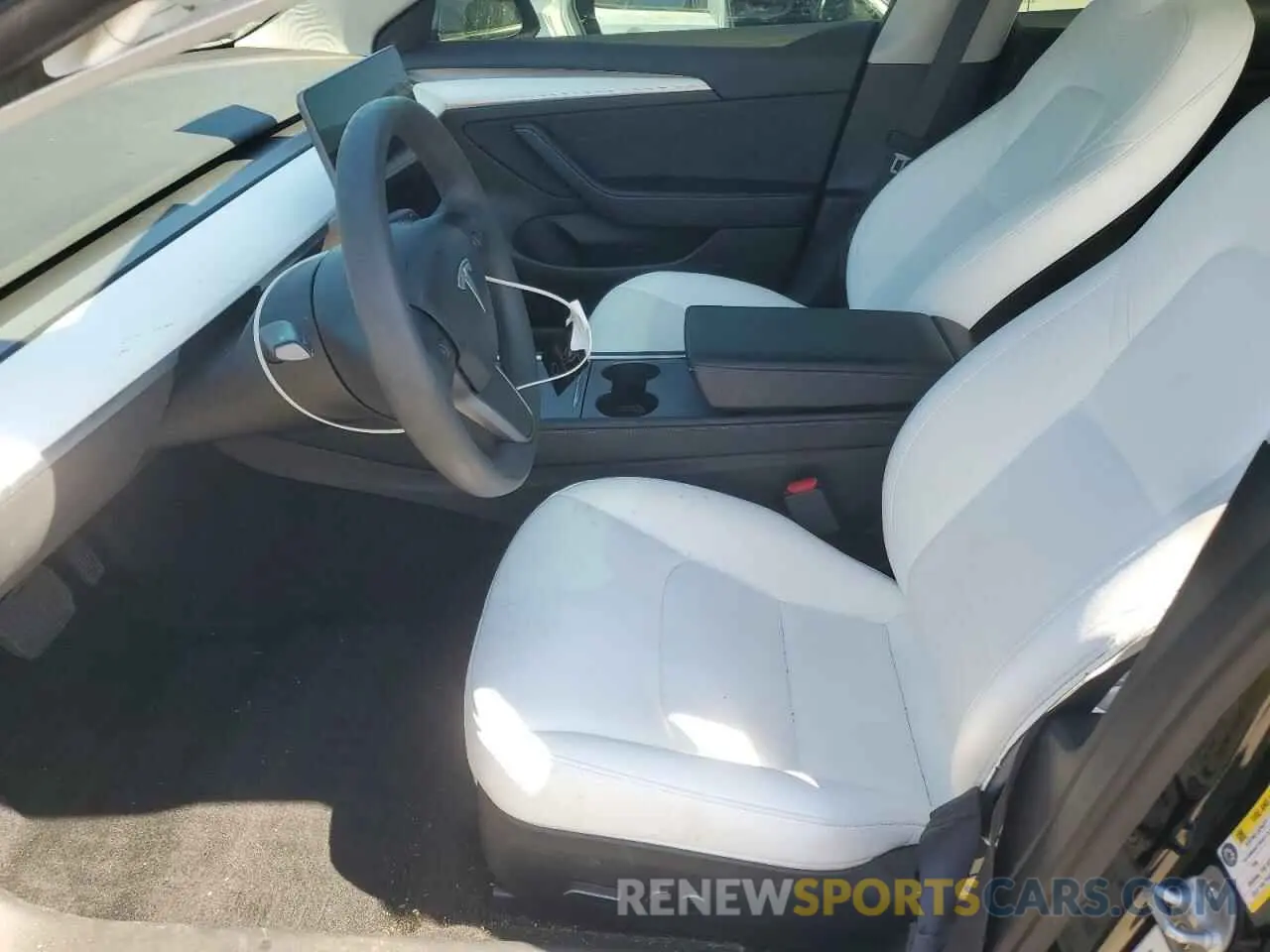 7 Фотография поврежденного автомобиля 5YJ3E1EA2PF680484 TESLA MODEL 3 2023