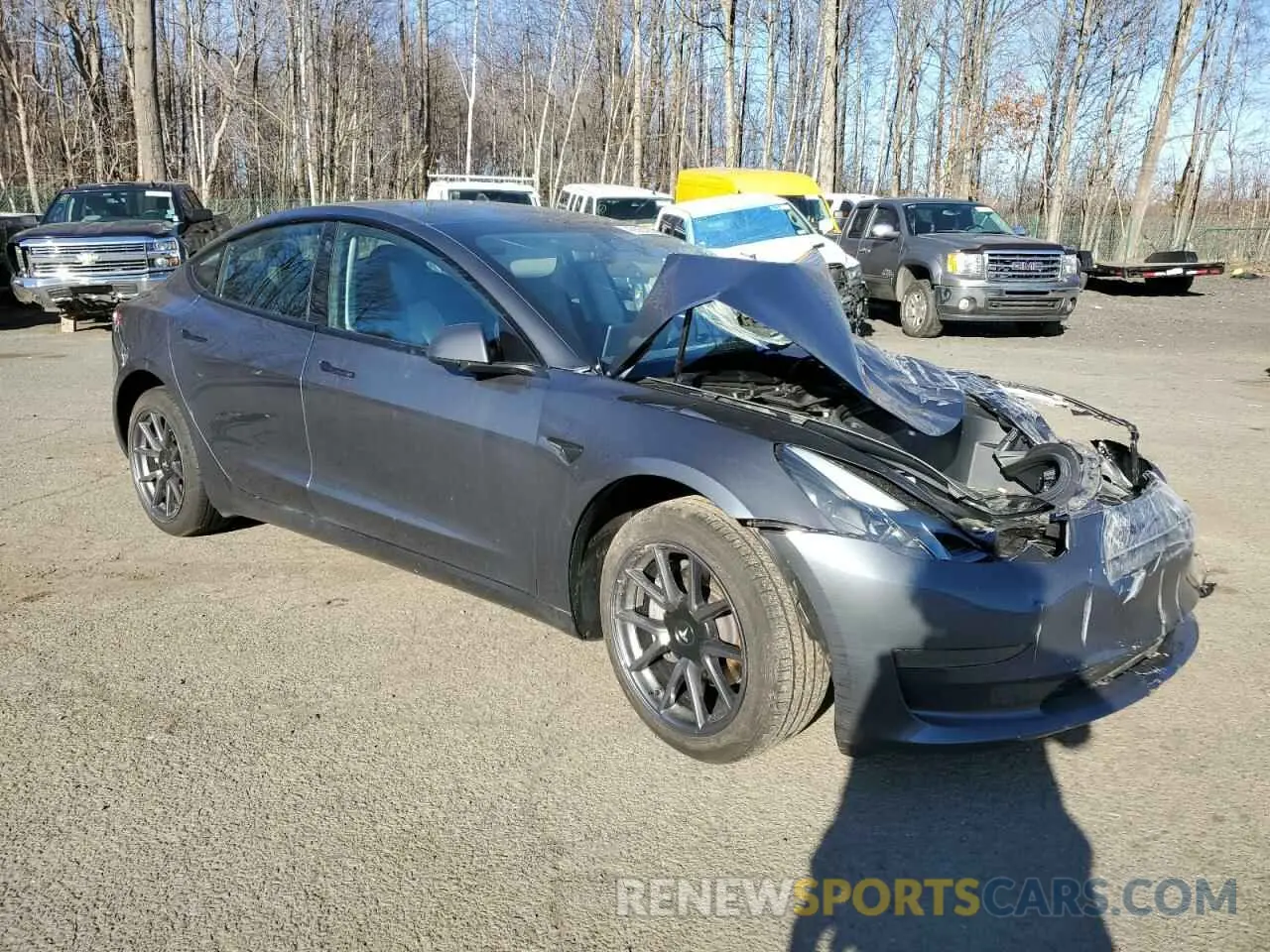 4 Фотография поврежденного автомобиля 5YJ3E1EA2PF688861 TESLA MODEL 3 2023