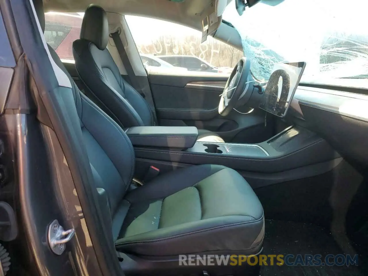7 Фотография поврежденного автомобиля 5YJ3E1EA2PF688861 TESLA MODEL 3 2023