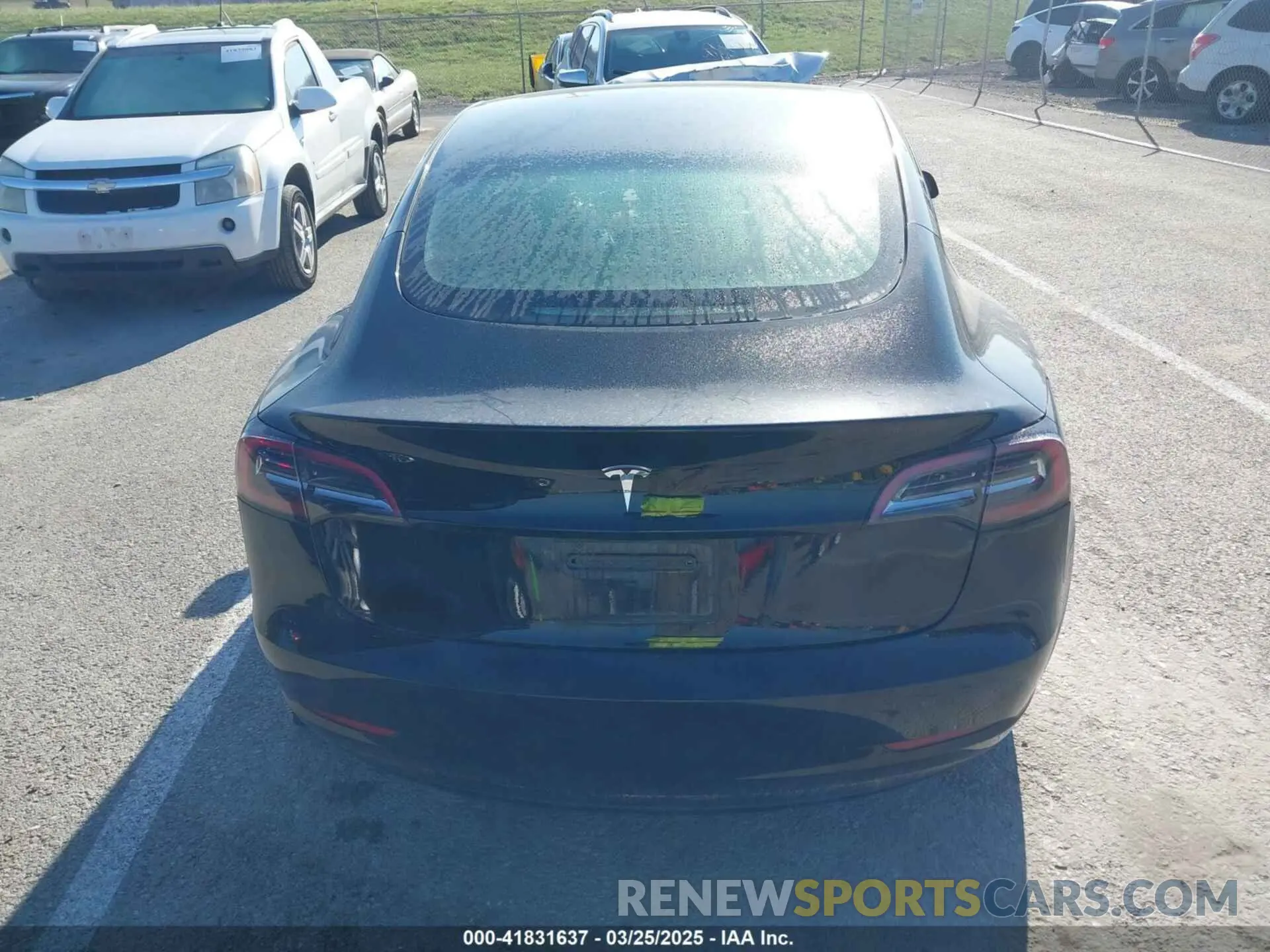 15 Photograph of a damaged car 5YJ3E1EA2PF696877 TESLA MODEL 3 2023