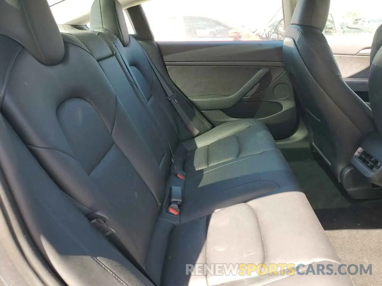 10 Photograph of a damaged car 5YJ3E1EA2PF697897 TESLA MODEL 3 2023