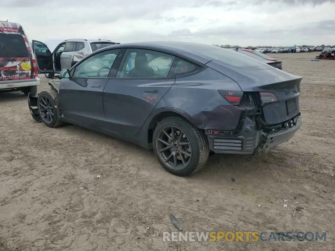 2 Фотография поврежденного автомобиля 5YJ3E1EA2PF701205 TESLA MODEL 3 2023
