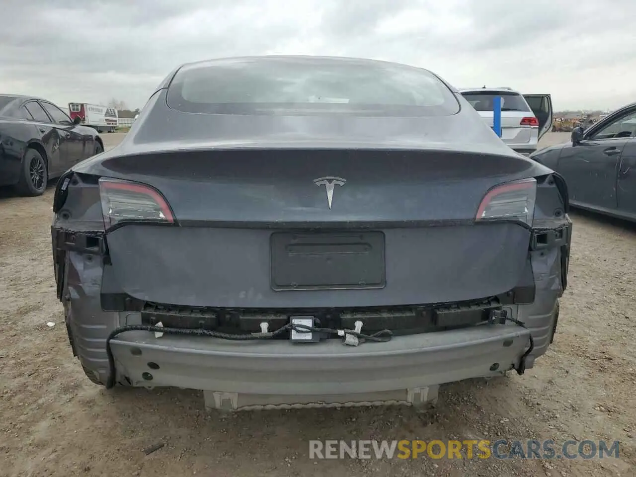 6 Фотография поврежденного автомобиля 5YJ3E1EA2PF701205 TESLA MODEL 3 2023