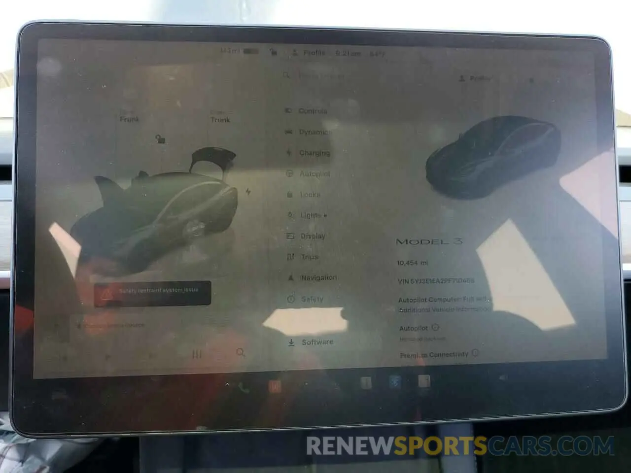 9 Photograph of a damaged car 5YJ3E1EA2PF710468 TESLA MODEL 3 2023